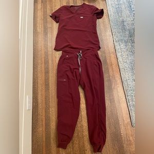 Women’s Figs Scrubs Maroon